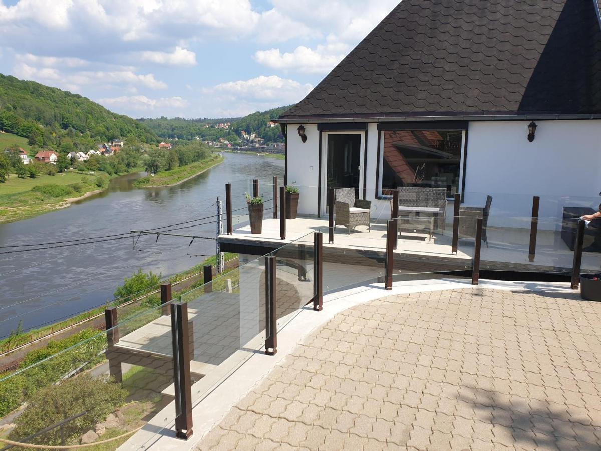 Saechsische-Schweiz-Ferienhaus-Wohnung-1-Mit-Elbblick-Sauna-Und-Kamin Кёнигштайн-ан-дер-Эльбе Экстерьер фото