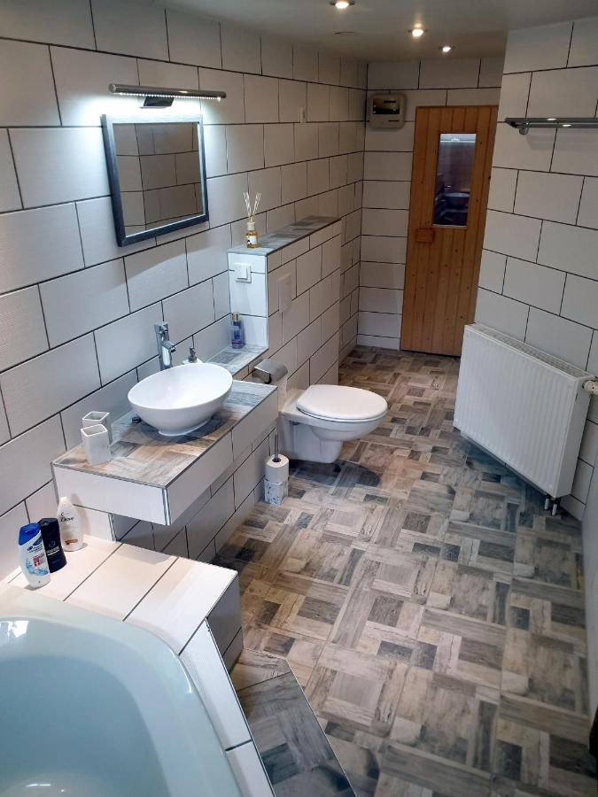 Saechsische-Schweiz-Ferienhaus-Wohnung-1-Mit-Elbblick-Sauna-Und-Kamin Кёнигштайн-ан-дер-Эльбе Экстерьер фото